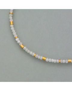 Elegante Edelsteinkette mit Zirkonen