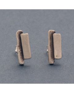 Kleine Ohrstecker Barbara, geschwärzt
