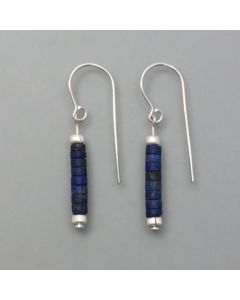 Lapis-Ohrhänger mit Silberelementen