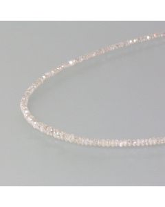 Weiße Diamantkette, zart