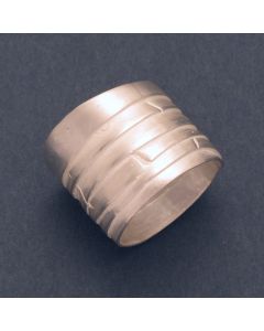 Gewickelter Ring, breit