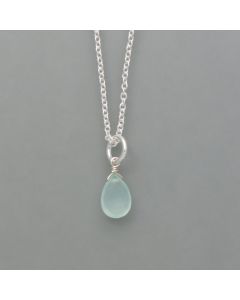 kleiner Anhänger Chalcedon-Tropfen und 925er Silber