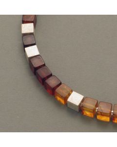 Bernsteinkette Würfel mittel