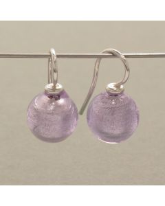 fliederfarbene Ohrhänger Muranoglas