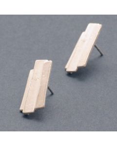 Große Ohrstecker Barbara, weiß gesiedet