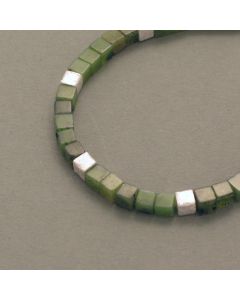 Jade-Kette, Würfel, Silber