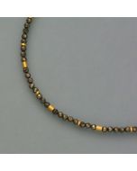 Elegante Edelsteinkette mit Pyriten