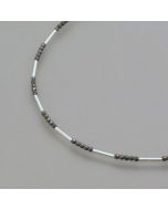 Zarte Edelsteinkette mit Silber und facettiertem Hämatit