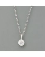 Kleiner Diamant-Anhänger an Silber-Kette