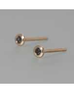 Ohrstecker mit schwarzem Brillant in 750er Gelbgold gefasst