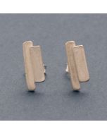 Kleine Ohrstecker Barbara, weiß gesiedet