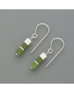 Würfel-Ohrhänger Jade