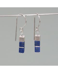 Würfel-Ohrhänger Lapislazuli silber