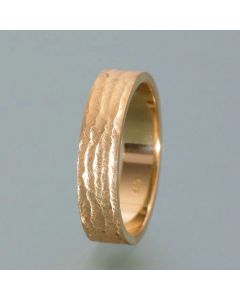 Ring Baumrinde aus Gelbgold