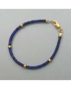 Lapis-Armband mit goldenen Elementen