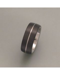 Carbon-Ring mit Edelstahl-Streifen, 9 mm Breite
